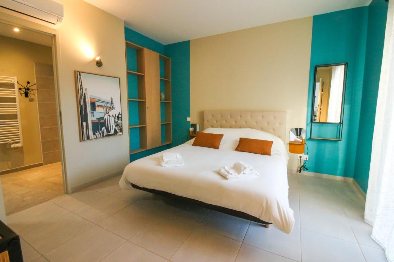 Bella, Jacuzzi Partage & Parking Avec Borne De Recharge Voiture Electrique Apartment Sarlat-la-Caneda Exterior photo